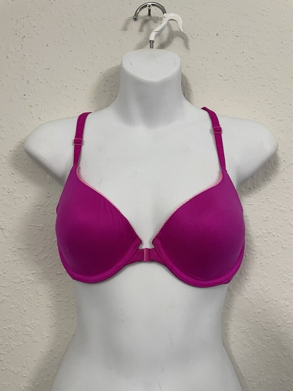 VICTORIA’S SECRET Hot Pink Padded Plunge Bra 32D
